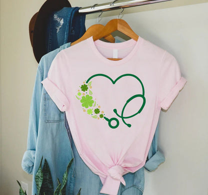 Clover Stethoscope St Patrick's Day Nurse T-Shirt